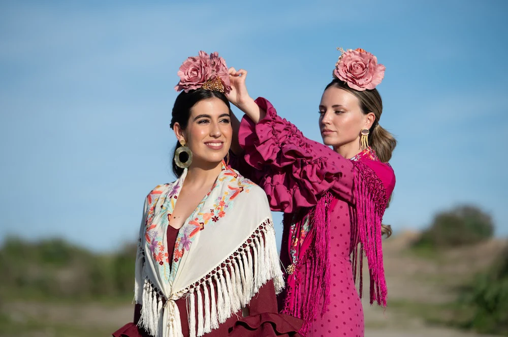 Vestido Flamenca Modelo C贸rdoba Buganvilla Lunar al tono - Imagen 3