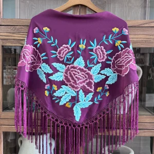 Mantoncillo Artesanal Bordado a Bastidor