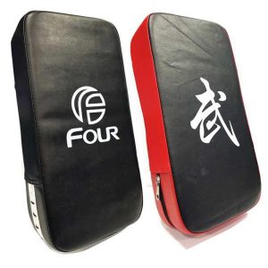 Escudo de Entrenamiento Básico Individual- Rojo / Negro