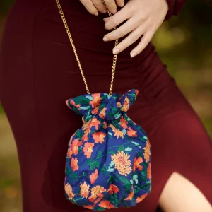 Bombonera Carroza Flores Bordada