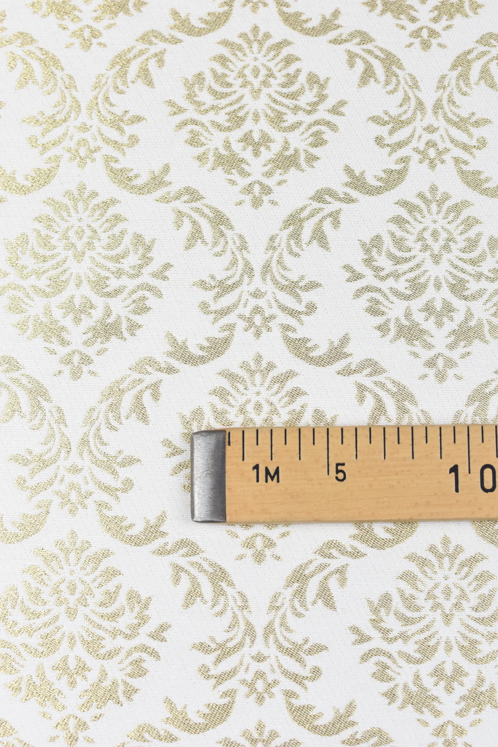 Tejido Gobelino Dibujo Floral Dorado Nº2 - Imagen 4