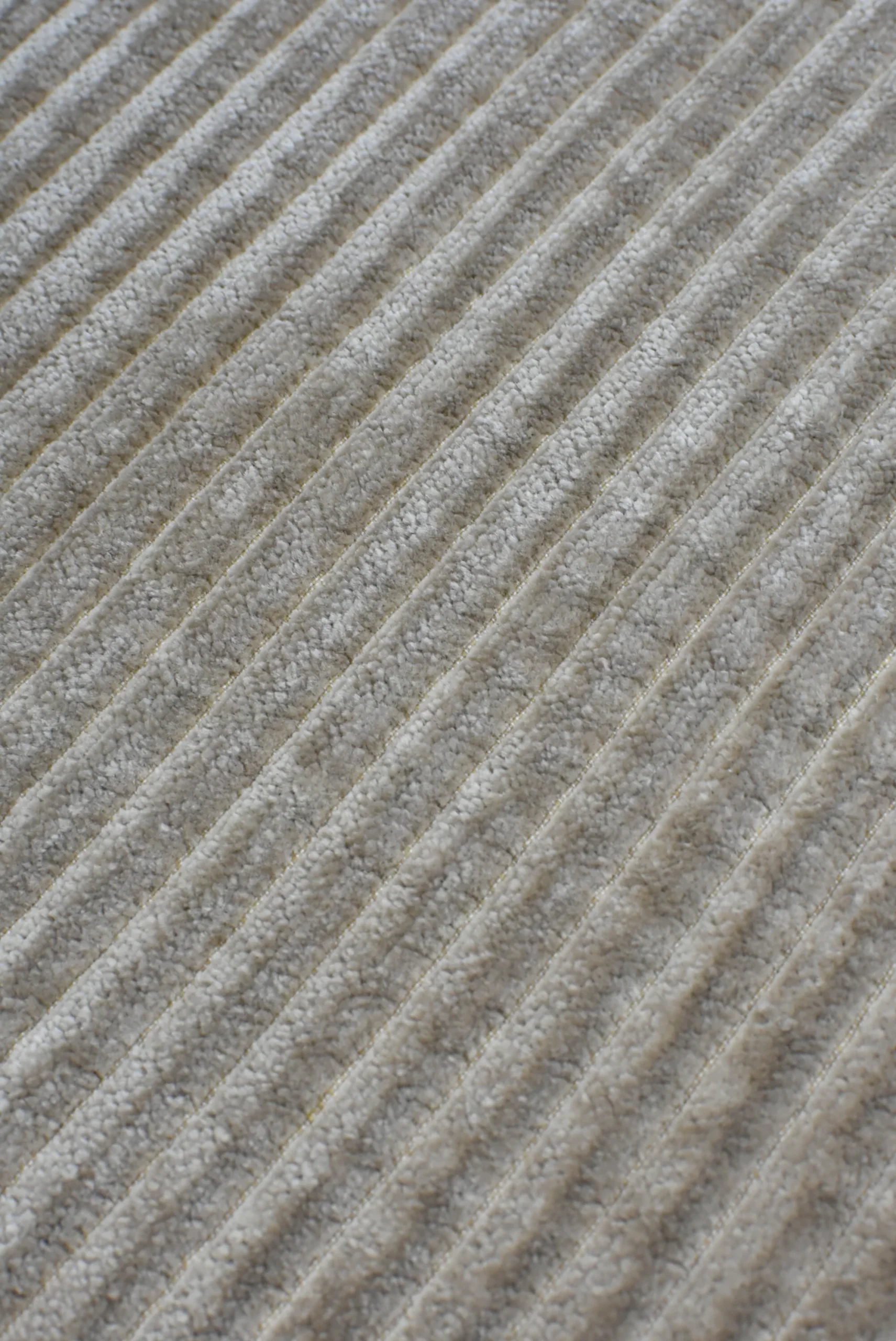 Tejido Chenilla Mosul Pana Gruesa Gris - Imagen 4