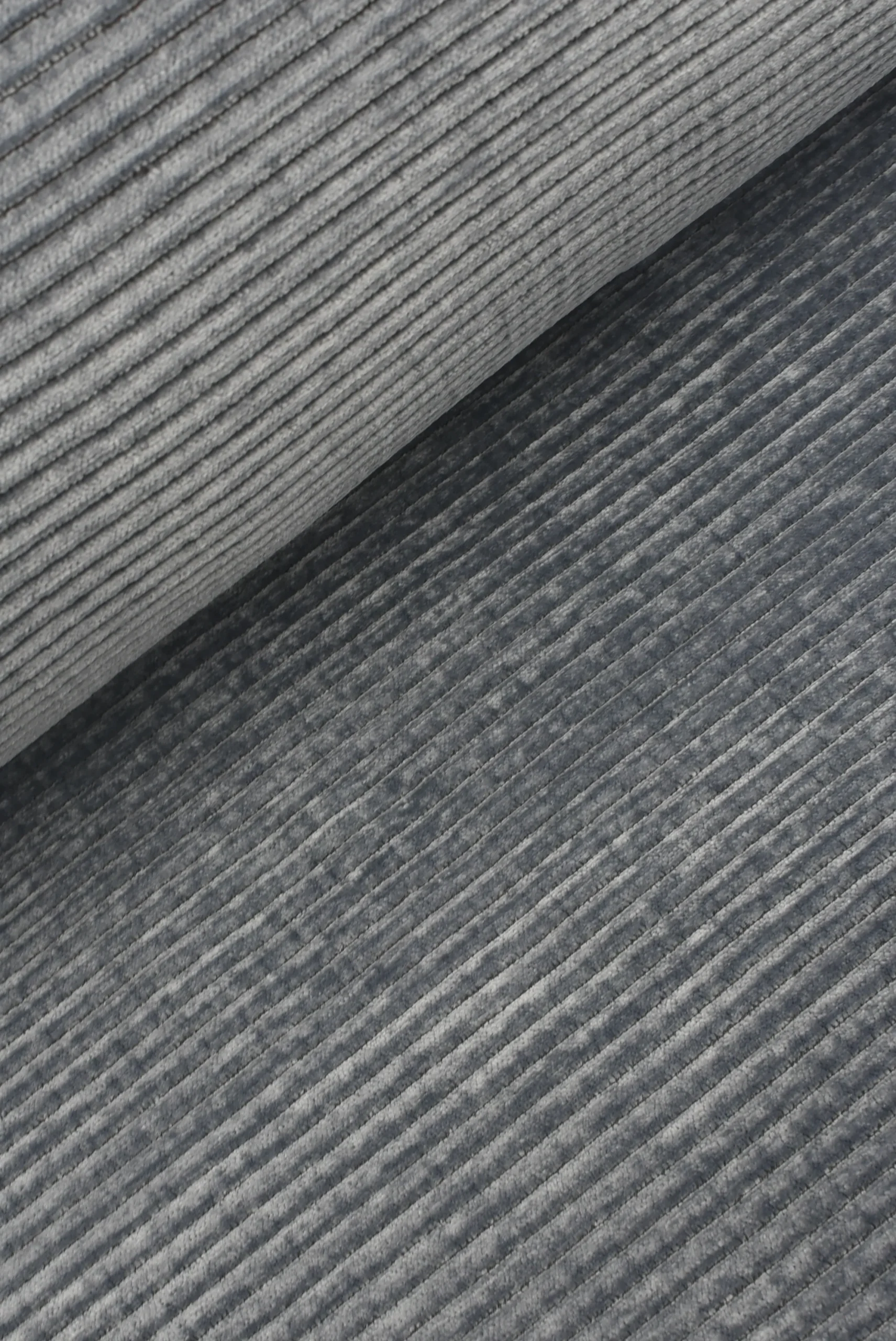 Tejido Chenilla Mosul Pana Gruesa Gris Azul Oscuro - Imagen 3