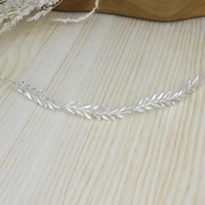 Tiara Olivo Plateada Mate