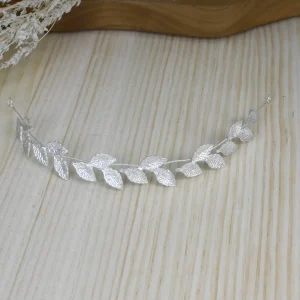 Tiara Hojas Plateada Mate