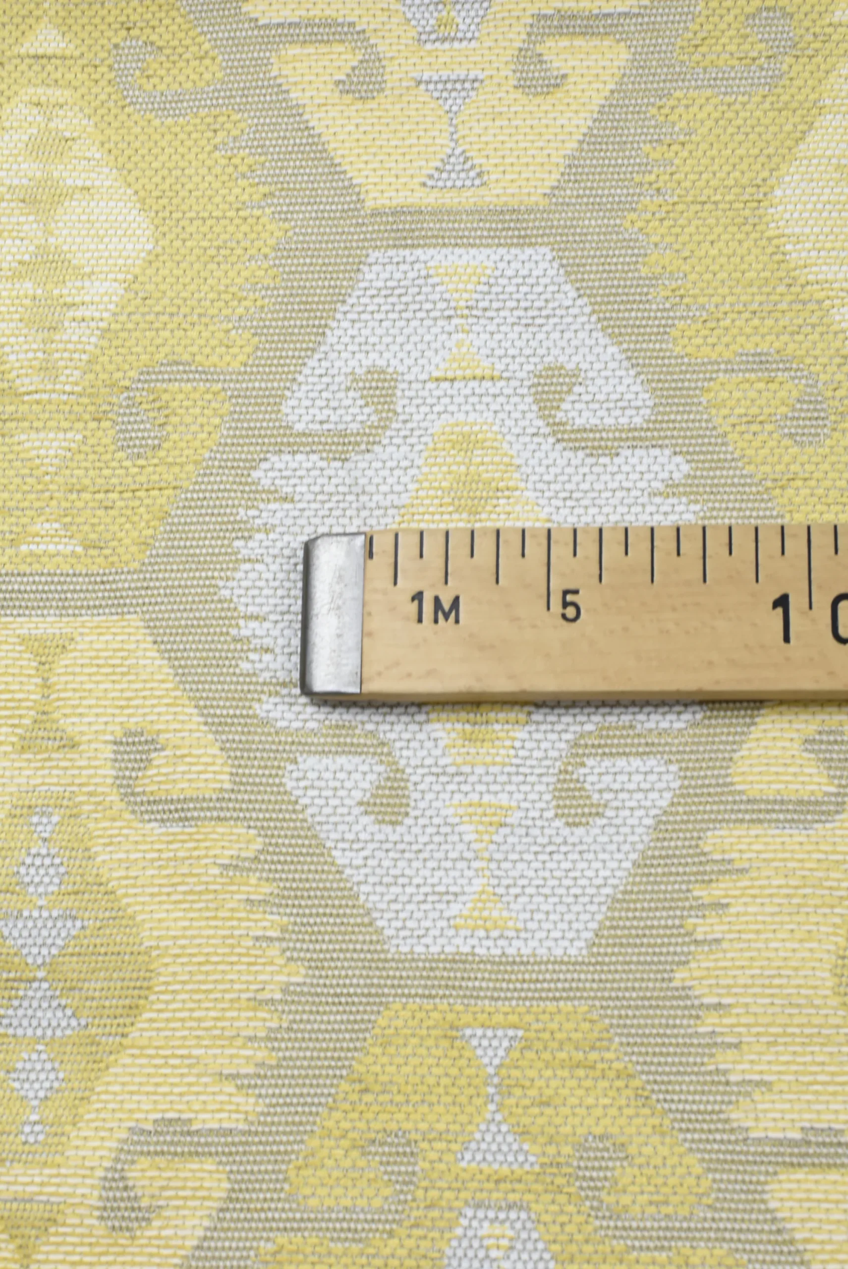 Tejido Jacquard Dibujo Amarillo - Imagen 3