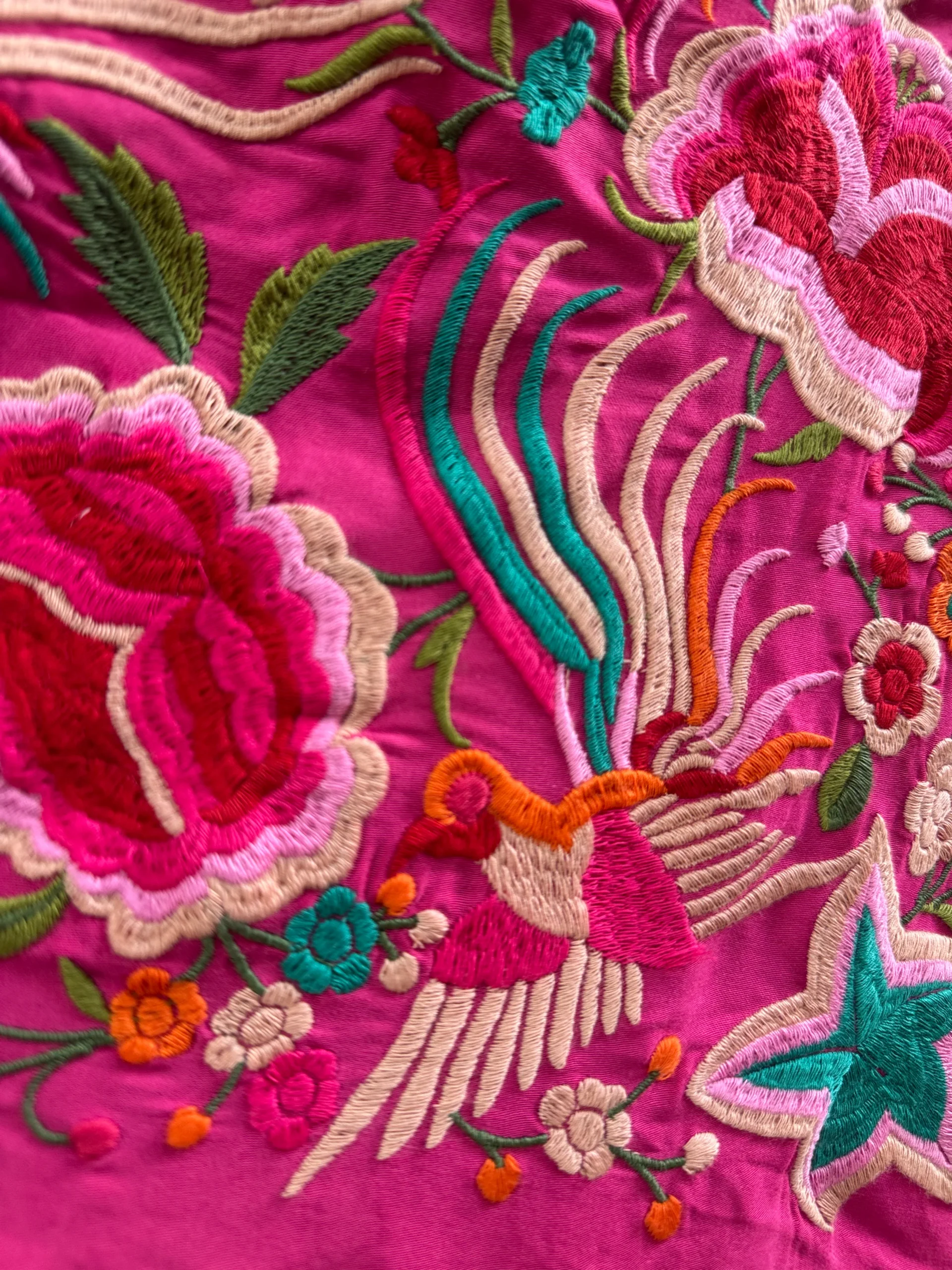 Mantoncillo Artesanal Bordado en Seda - Imagen 3