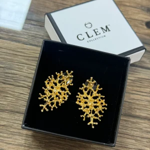 Pendiente Coral Dorado