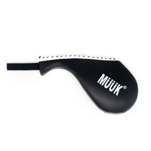 PALMETA SIMPLE MUUK KARATE O TAEKWONDO NEGRO/BLANCO