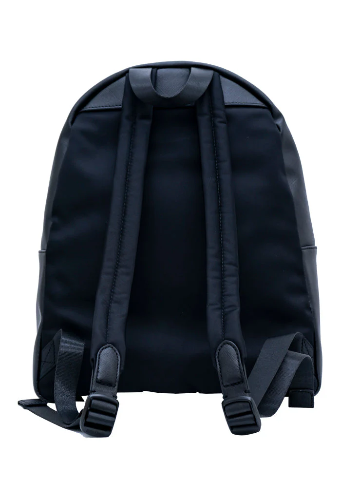 Backpack Nuuk Herraje Negro Grabado Mariposa Negro - Imagen 5