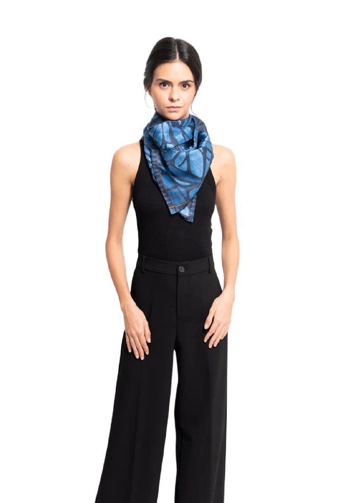 Mascada Vuelo de Mariposa Mezclilla 90 cm - Imagen 4