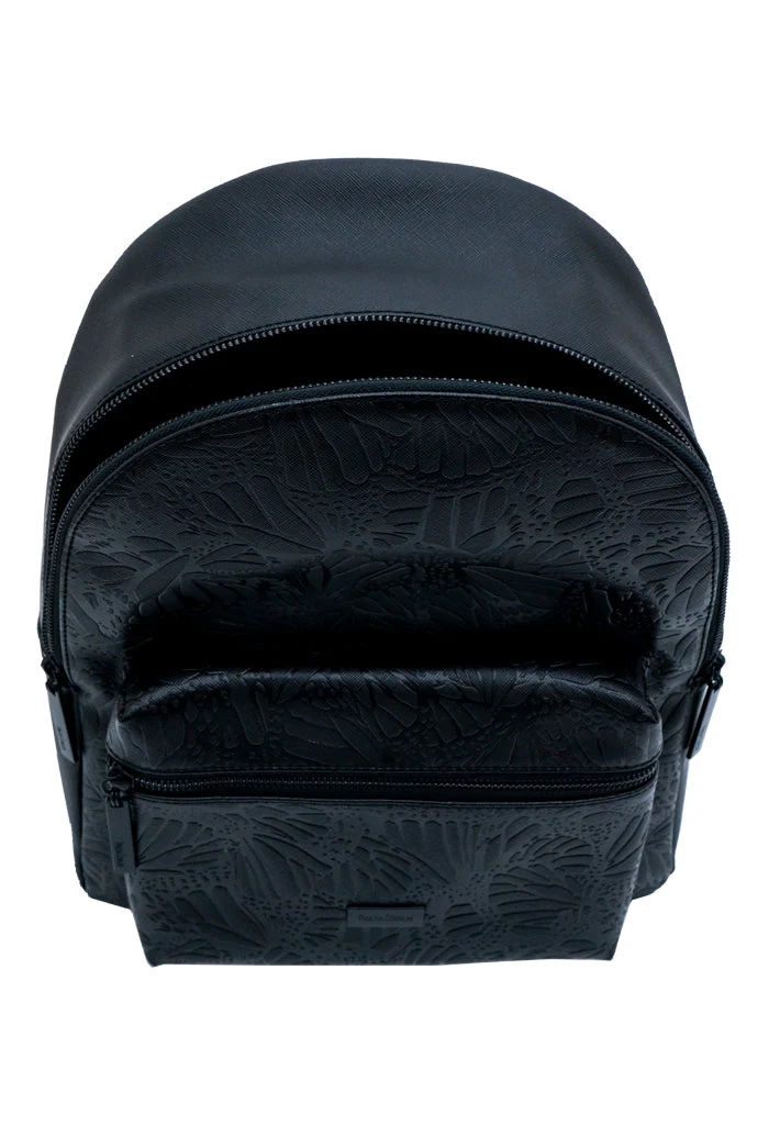 Backpack Nuuk Herraje Negro Grabado Mariposa Negro - Imagen 8