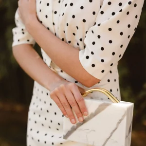 CLUTCH BLANCO MARMOL