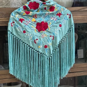 Mantoncillo Bordado en Seda verde