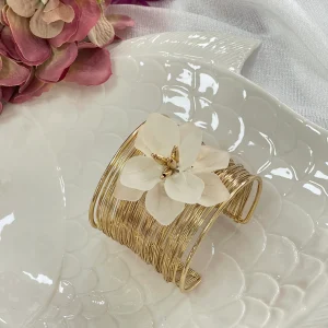 Brazalete Flor Crudo