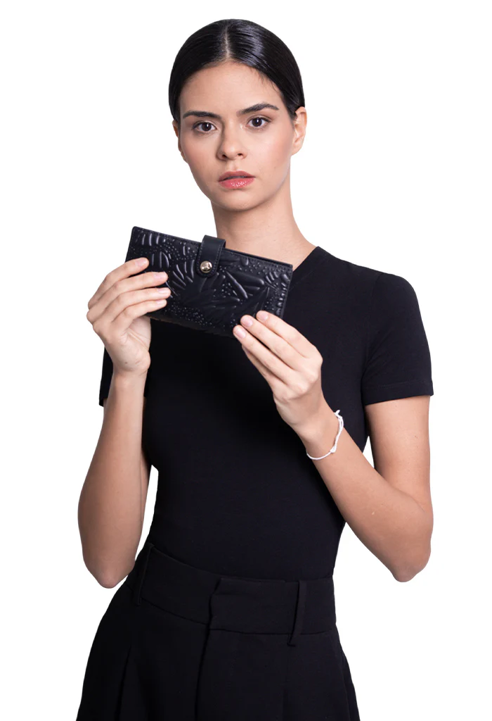 Cartera Grande Xook Piel Grabado Mariposa - Imagen 7